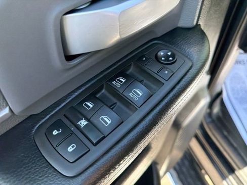 Used 2021 RAM 2500 Big Horn image 11