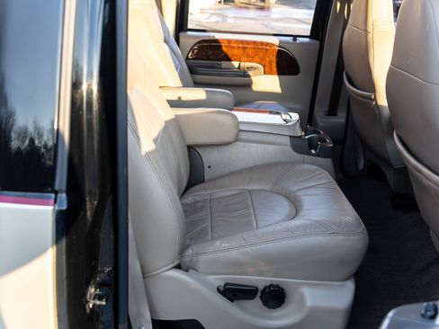 Used 2000 Ford F350 XL image 39