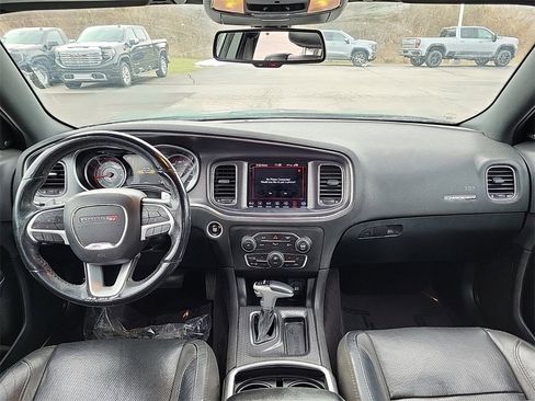 Used 2018 Dodge Charger R/T w/ Plus Group image 8
