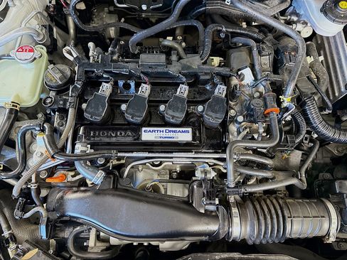 Used 2018 Honda Civic EX image 39