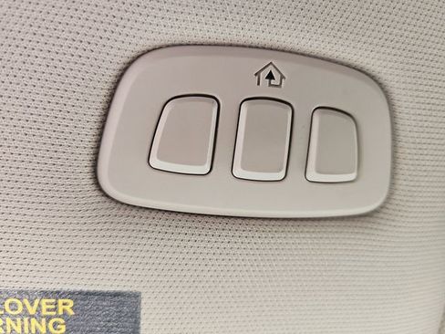 Used 2024 Lincoln Corsair AWD w/ Equipment Group 101A image 20