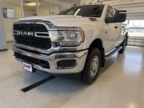 Used 2023 RAM 3500 Tradesman AWD/4WD image 4