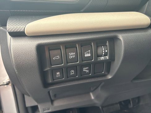 Used 2023 Subaru Forester Limited image 21