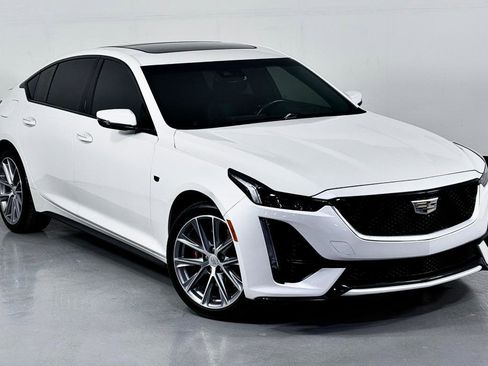 Used 2020 Cadillac CT5 Sport image 3