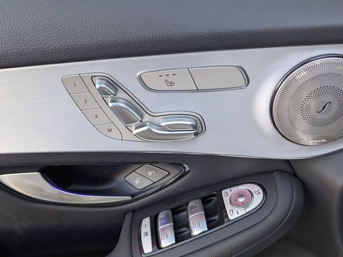 Used 2021 Mercedes-Benz GLC 300 image 12