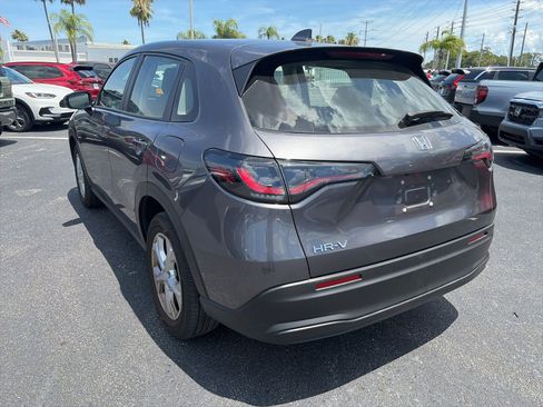Certified 2025 Honda HR-V LX image 5