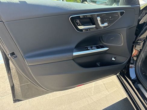 Used 2023 Mercedes-Benz C 300 Sedan image 8