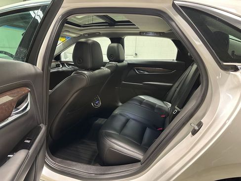 Used 2017 Cadillac XTS Premium Luxury image 24