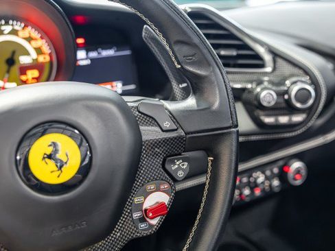 Used 2018 Ferrari 488 Spider RWD image 34