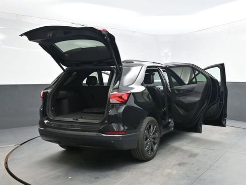Used 2023 Chevrolet Equinox RS AWD/4WD image 46