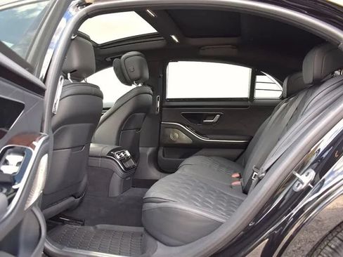 Used 2024 Mercedes-Benz S 500 4MATIC image 33