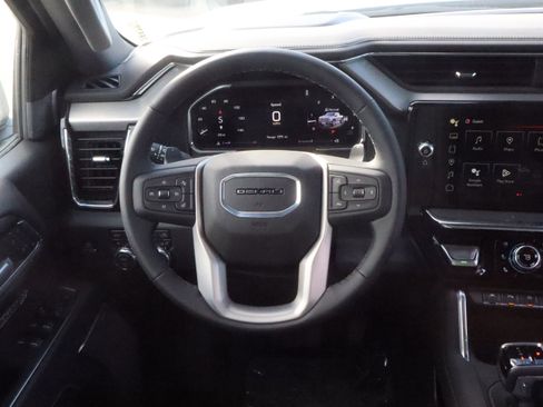 New 2026 GMC Sierra 1500 Denali w/ Technology Package image 9