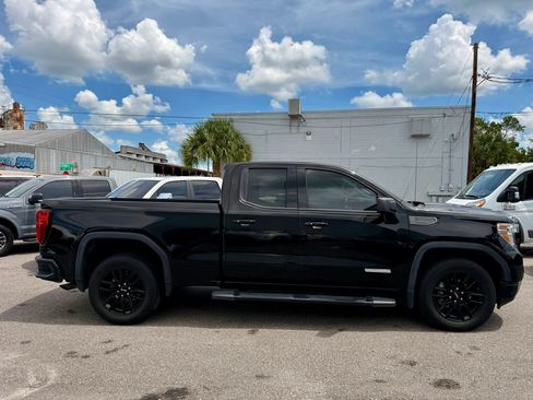 Used 2020 GMC Sierra 1500 Elevation w/ Elevation Value Package RWD image 5