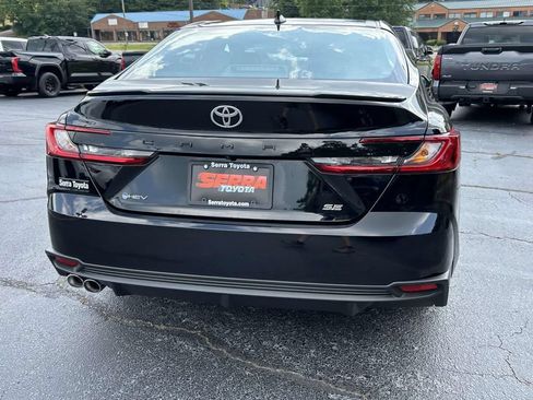 New 2026 Toyota Camry SE w/ Convenience Package FWD image 4