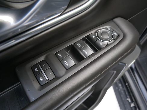 Used 2023 Chevrolet Tahoe High Country w/ Advanced Technology Package image 13