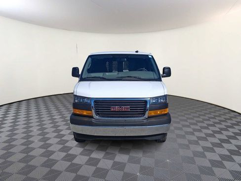 Used 2024 GMC Savana 2500 w/ Driver Convenience Package image 3