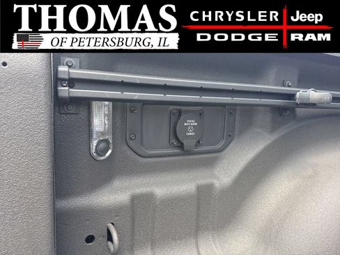 Used 2025 RAM 1500 Big Horn AWD/4WD image 28