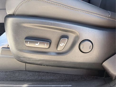 Used 2022 Lexus GX 460 w/ Black Line Special Edition image 12