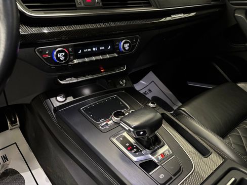Used 2018 Audi SQ5 Premium Plus w/ Navigation Package image 18