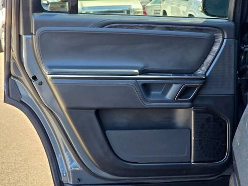 Used 2022 Rivian R1S Launch Edition AWD/4WD image 31