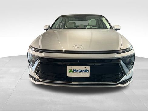 New 2025 Hyundai Sonata SEL FWD image 9