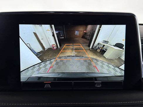 Used 2023 GMC Yukon SLT image 46