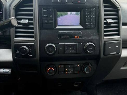 Used 2019 Ford F250 XL w/ Power Equipment Group AWD/4WD image 33