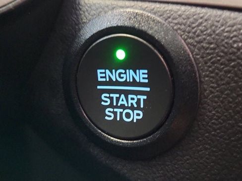 Used 2022 Ford Escape SE w/ Cold Weather Package image 20