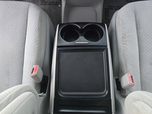 Used 2012 Toyota Sienna LE FWD image 34
