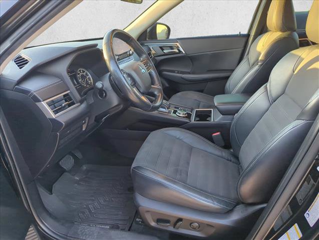 Used 2022 Mitsubishi Outlander SE FWD image 11
