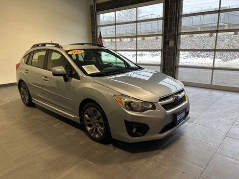 Used 2013 Subaru Impreza 2.0i Sport Premium image 10