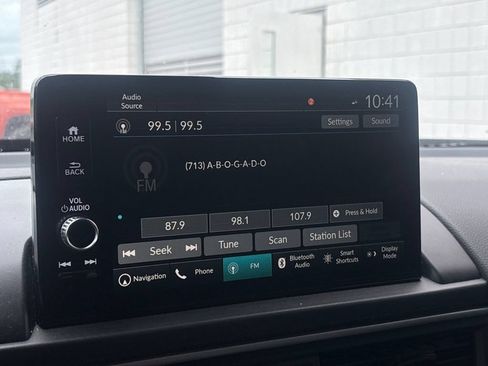 Used 2023 Honda Pilot Elite image 12