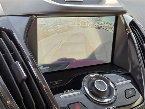 Used 2016 Ford C-MAX Energi SEL w/ Equipment Group 303A image 23