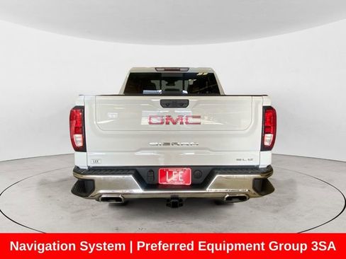 Used 2024 GMC Sierra 1500 SLE w/ Preferred Package image 5