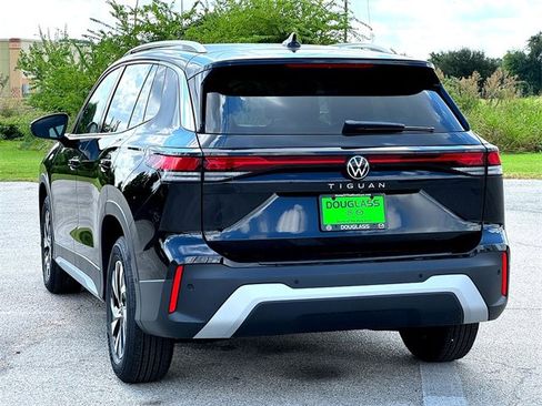 New 2025 Volkswagen Tiguan S image 6
