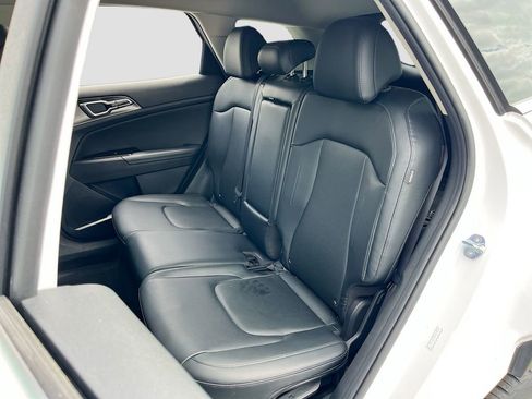 Certified 2024 Kia Sportage EX AWD/4WD image 25