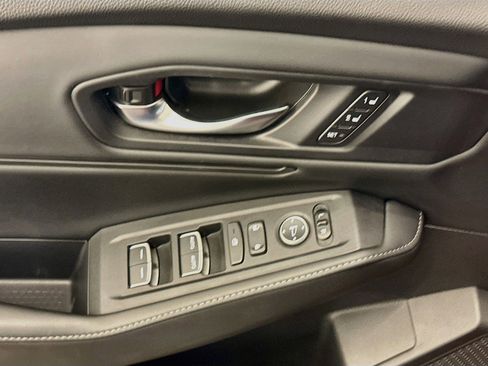 Used 2024 Honda Accord Sport image 15