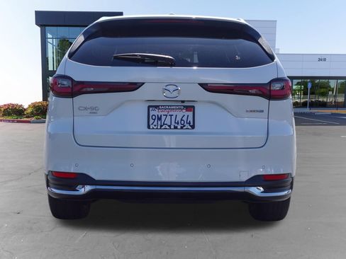 Certified 2024 MAZDA CX-90 Plug-In Hybrid w/ Premium Plus AWD/4WD image 5