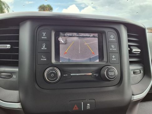 Used 2020 RAM 2500 Big Horn AWD/4WD image 27
