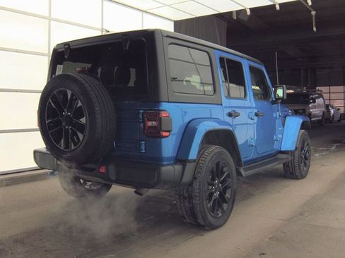 Used 2022 Jeep Wrangler Unlimited Sahara w/ Cold Weather Group image 2