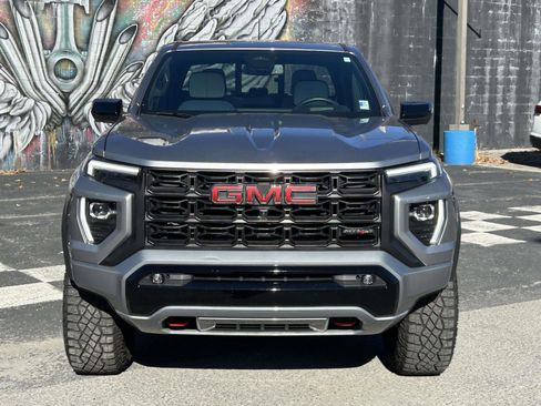 Used 2024 GMC Canyon AT4X image 8