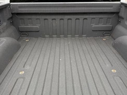 Used 2019 Ford F150 XL w/ Equipment Group 101A Mid AWD/4WD image 10