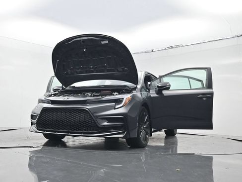 Used 2025 Toyota Corolla SE FWD image 29