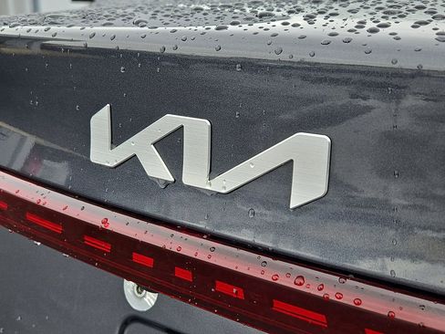 Used 2023 Kia Forte LXS image 28