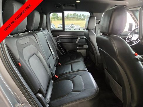 Used 2024 Land Rover Defender 130 X-Dynamic SE image 16