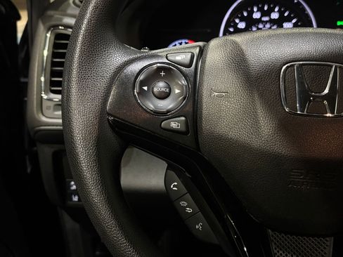 Used 2019 Honda HR-V EX image 17