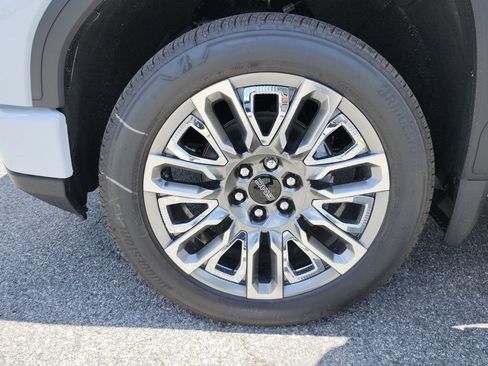 New 2026 GMC Sierra 1500 Denali Ultimate AWD/4WD image 32
