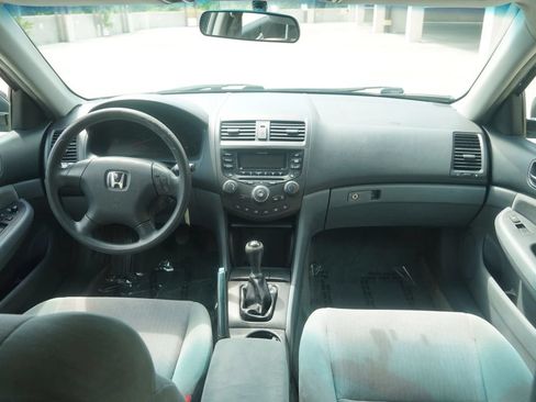 Used 2004 Honda Accord LX image 3