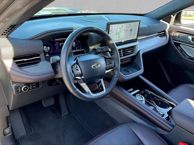 Used 2025 Ford Explorer Platinum RWD image 10