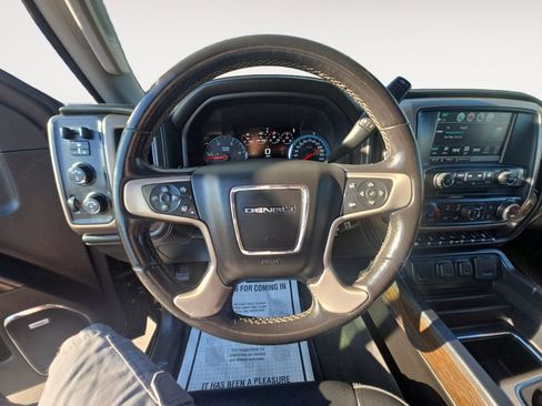 Used 2018 GMC Sierra 2500 Denali w/ Duramax Plus Package AWD/4WD image 13